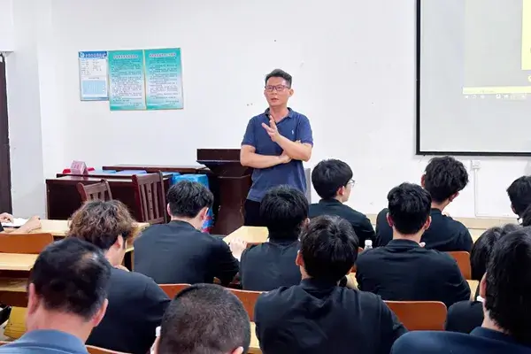 《人民网》：以体育人，健心逐梦——2025年姚基金希望小学篮球季南宁市西乡塘区启动仪式圆满举行